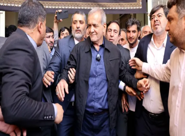 بزشكيان يفوز بالانتخابات الرئاسية في إيران