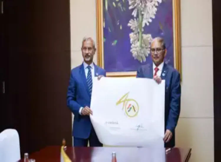 وزير الخارجية جايشانكار يطلق شعارًا بمناسبة مرور 40 عامًا على العلاقات الدبلوماسية مع بروناي